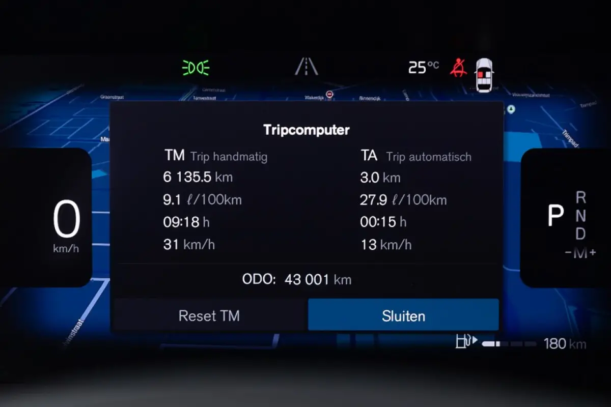 2.0 B4 Plus Dark | LEDER | CARPLAY | EL. STOELEN | el.Trekhaak