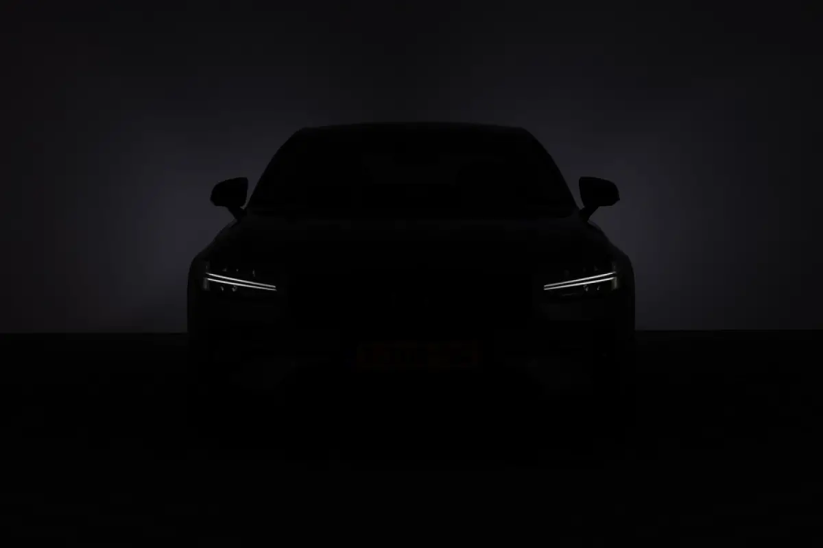 2.0 B4 Plus Dark | LEDER | CARPLAY | EL. STOELEN | el.Trekhaak