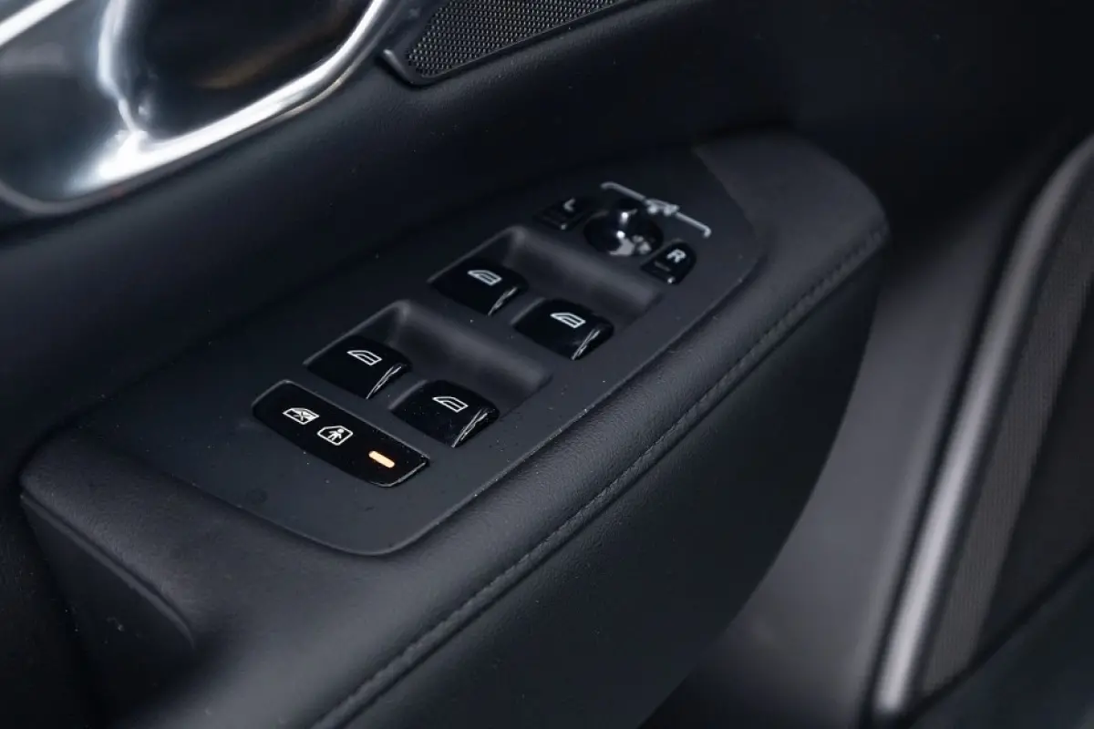2.0 B4 Plus Dark | LEDER | CARPLAY | EL. STOELEN | el.Trekhaak
