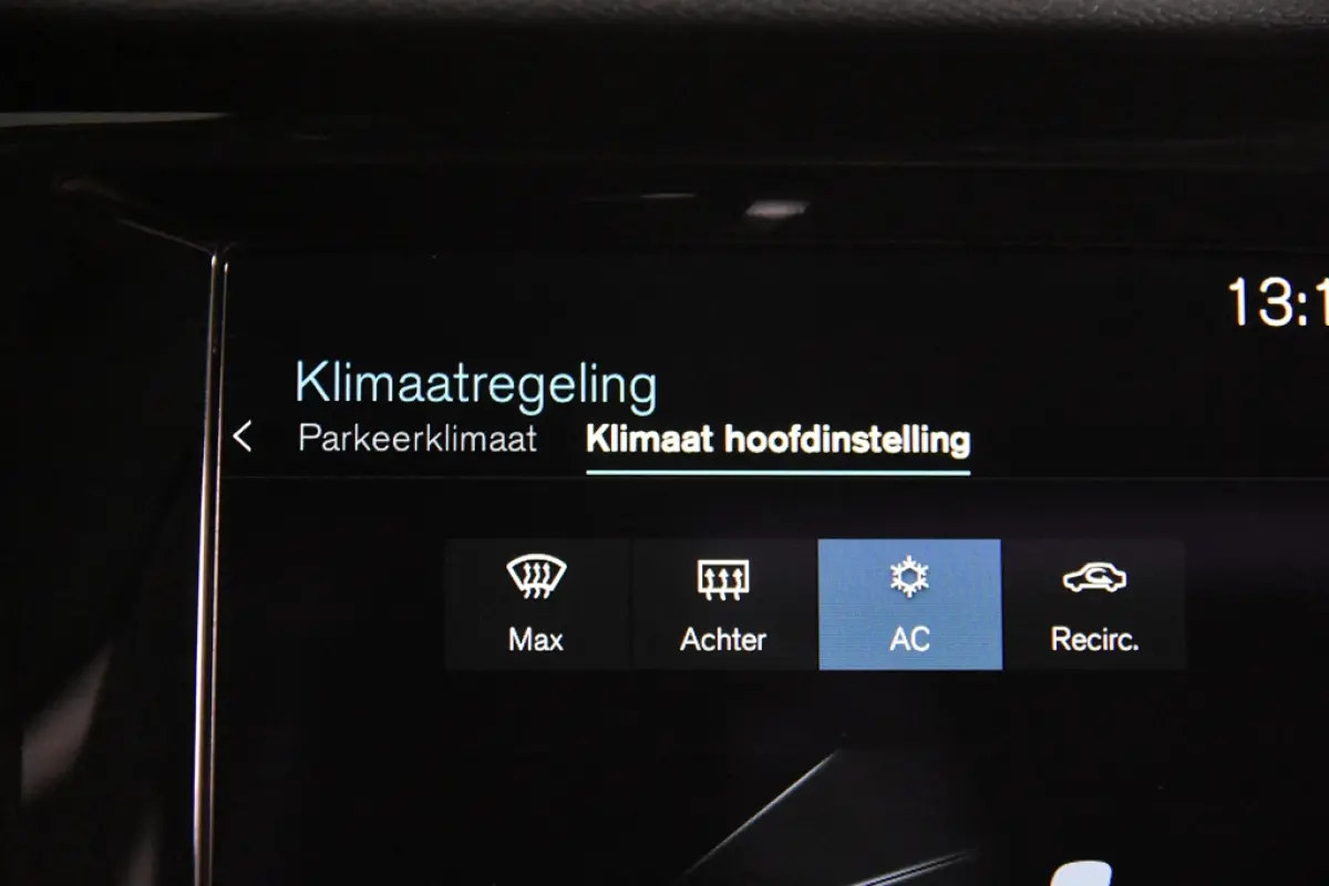2.0 B3 Momentum *1ste Eigenaar*Panoramadak*Stoelverwarming*
