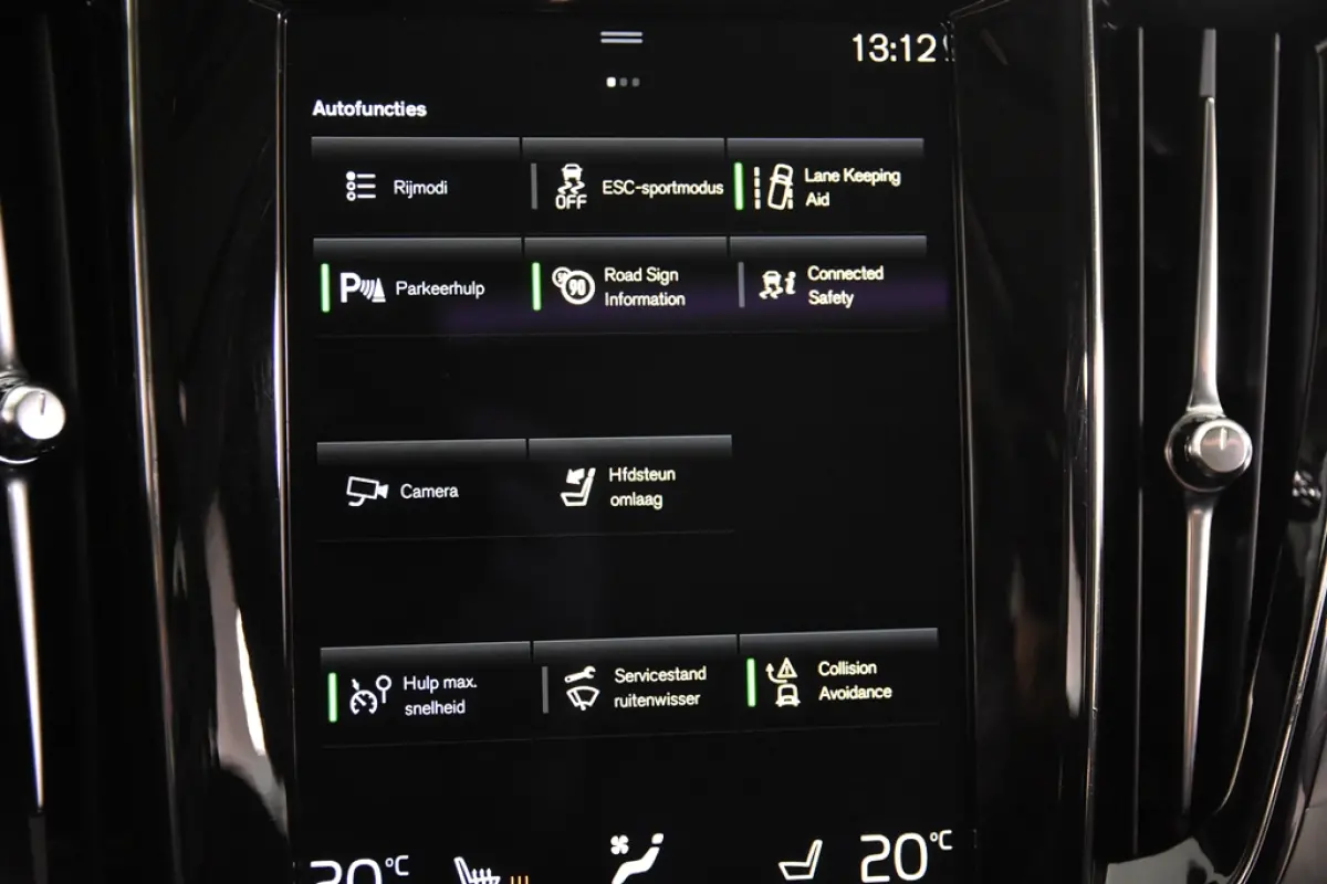2.0 B3 Momentum *1ste Eigenaar*Panoramadak*Stoelverwarming*