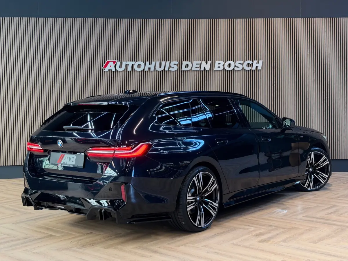 520i M Sport|Pano|Keyles|HeadUp|360|H&K