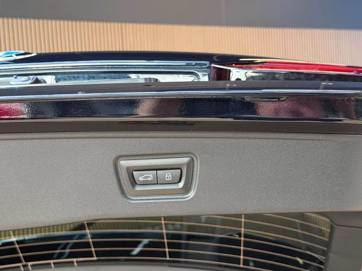520i M Sport|Pano|Keyles|HeadUp|360|H&K