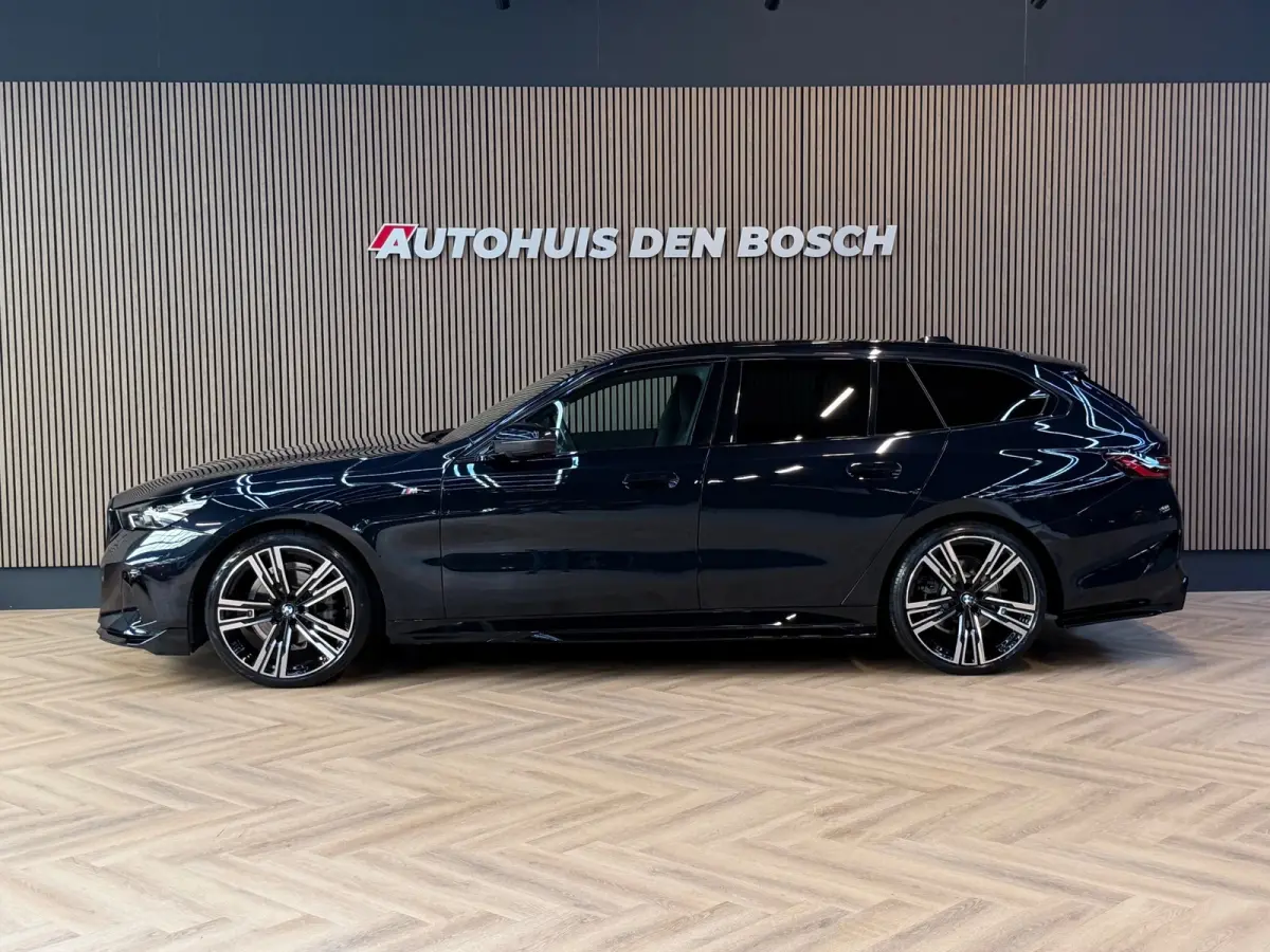520i M Sport|Pano|Keyles|HeadUp|360|H&K