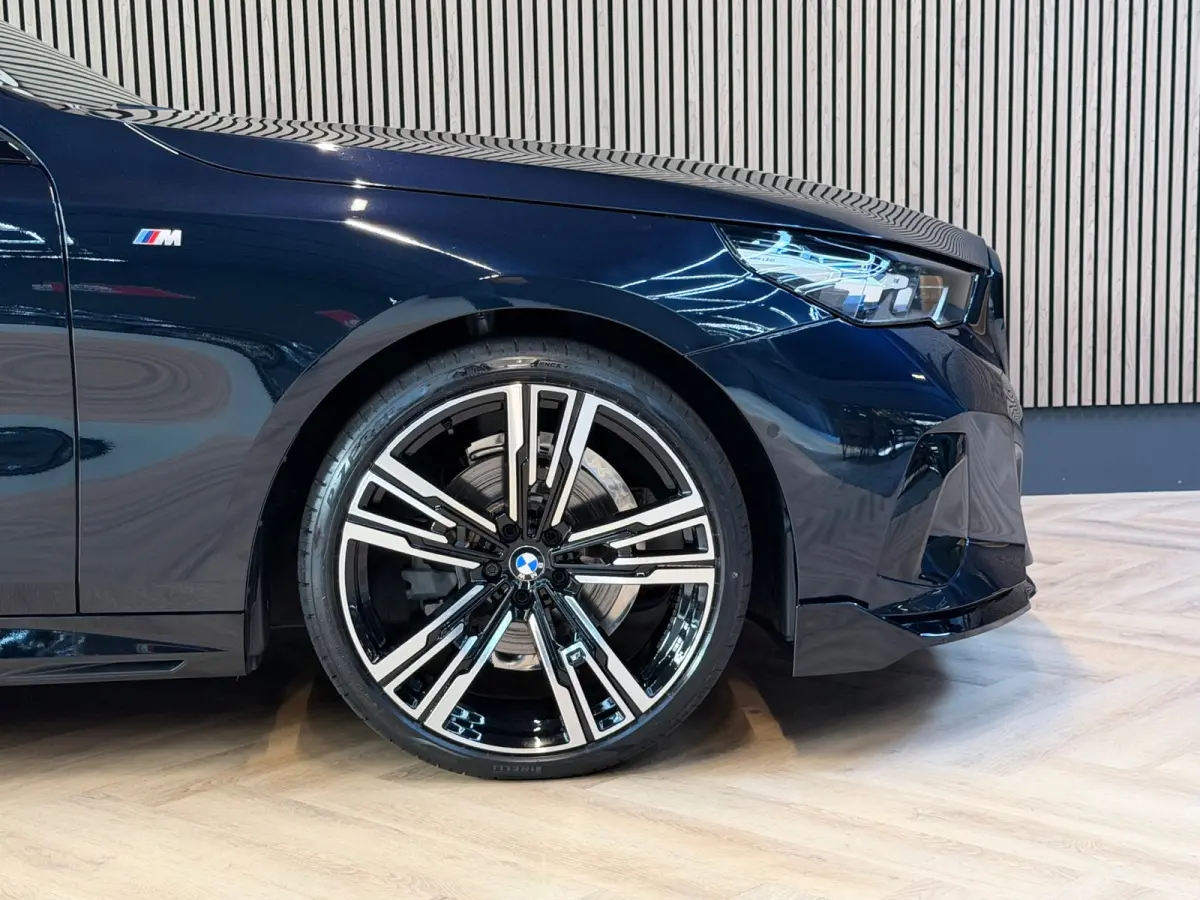 520i M Sport|Pano|Keyles|HeadUp|360|H&K
