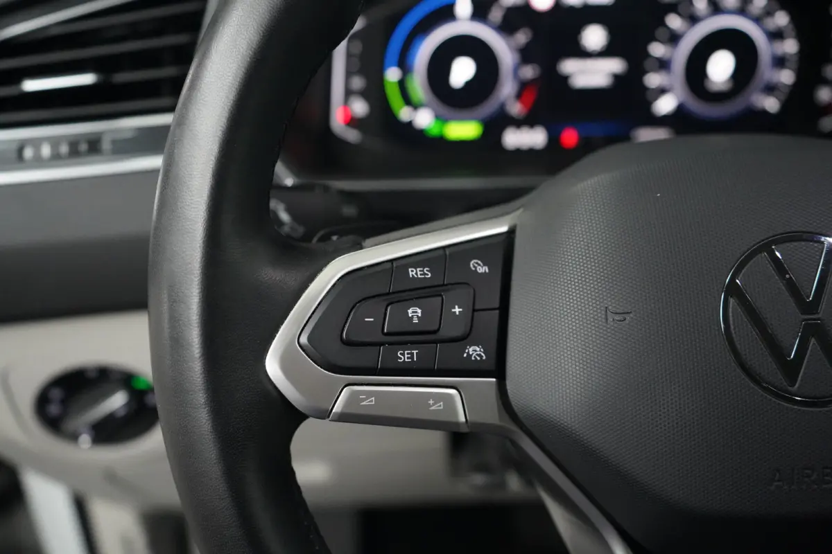 Elegance eHybrid | ACC | Achteruitrijcamera | Elektrische achterklep | Stoelverwarming | Elektrisch wegklapbare trekhaak | Dode hoek detectie