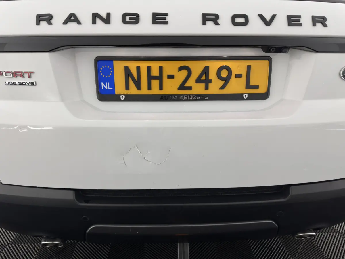 3.0 SDV6 Autobiography Dynamic Aut. *PANO | LEATHER | XENON | DIGI-COCKPIT | HEATED-COMFORTSEATS | CAMERA | NAVI-FULLMAP | PRIVACY-GLASS | AIRSUSPENSION | HEAD-UP | ECC | SHIFTPADDLES | PDC 