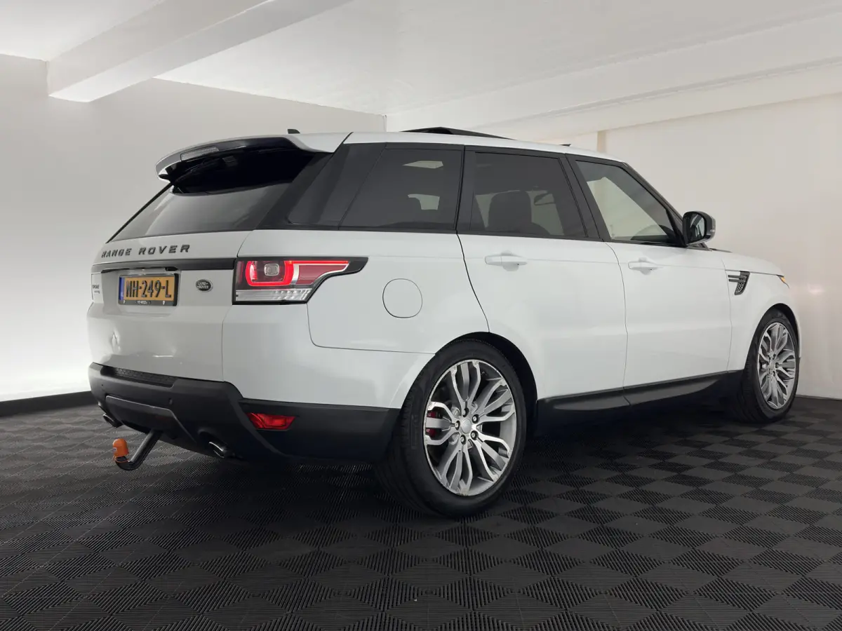 3.0 SDV6 Autobiography Dynamic Aut. *PANO | LEATHER | XENON | DIGI-COCKPIT | HEATED-COMFORTSEATS | CAMERA | NAVI-FULLMAP | PRIVACY-GLASS | AIRSUSPENSION | HEAD-UP | ECC | SHIFTPADDLES | PDC 