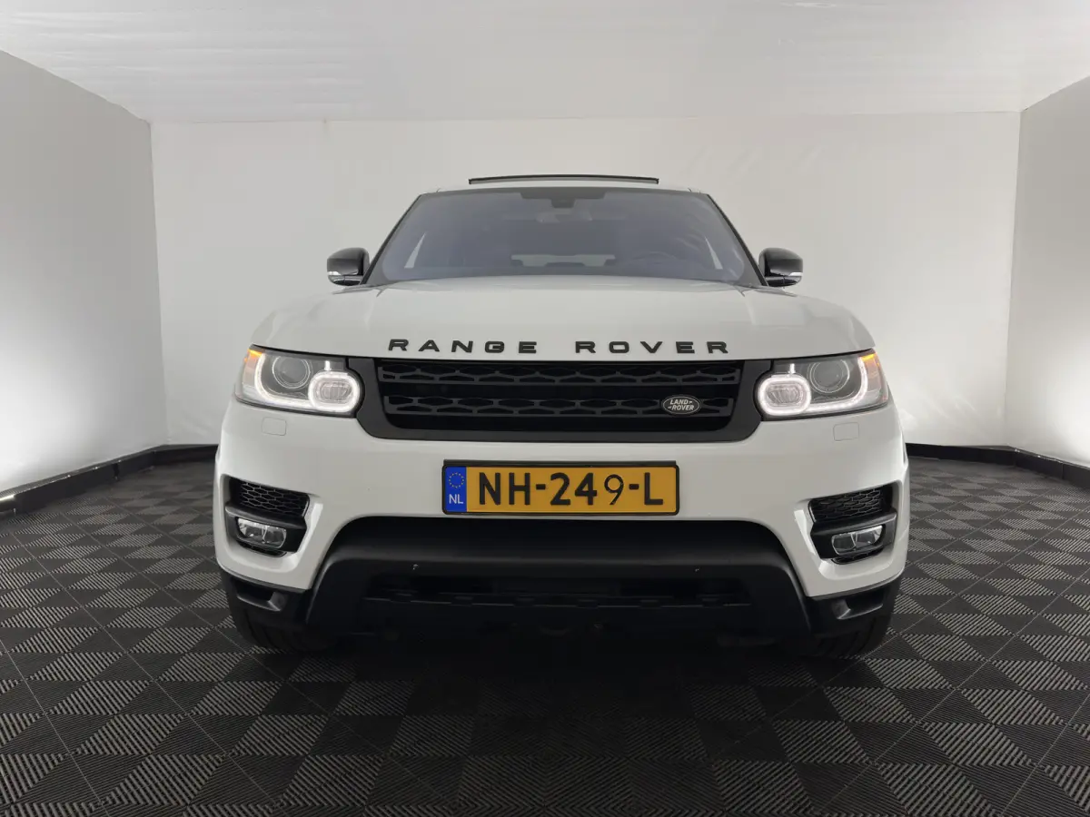3.0 SDV6 Autobiography Dynamic Aut. *PANO | LEATHER | XENON | DIGI-COCKPIT | HEATED-COMFORTSEATS | CAMERA | NAVI-FULLMAP | PRIVACY-GLASS | AIRSUSPENSION | HEAD-UP | ECC | SHIFTPADDLES | PDC 