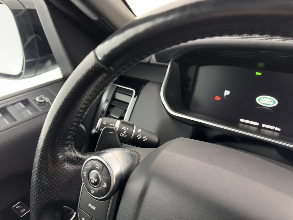 3.0 SDV6 Autobiography Dynamic Aut. *PANO | LEATHER | XENON | DIGI-COCKPIT | HEATED-COMFORTSEATS | CAMERA | NAVI-FULLMAP | PRIVACY-GLASS | AIRSUSPENSION | HEAD-UP | ECC | SHIFTPADDLES | PDC 