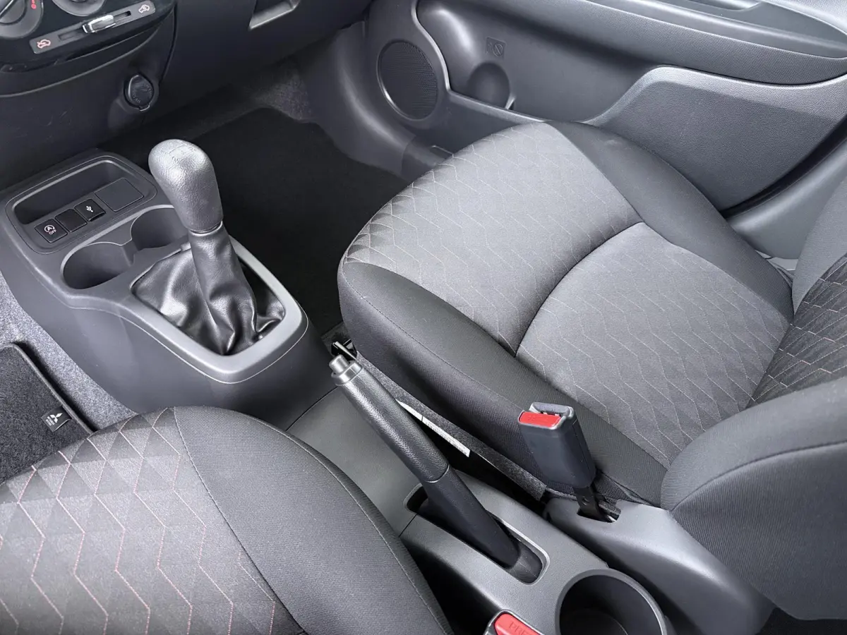 1.2 Connect+ | Apple Carplay/Android Auto | Airco |