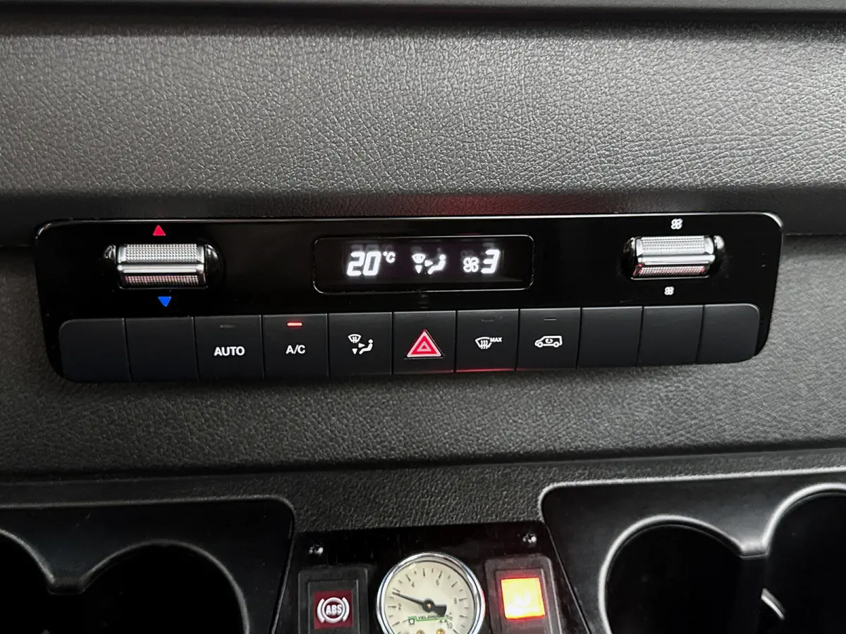519 CDI BE Trekker N1 7 TON Automaat Navigatie Dubbel lucht Cruise control Airco Euro 6