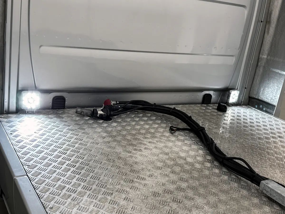 519 CDI BE Trekker N1 7 TON Automaat Navigatie Dubbel lucht Cruise control Airco Euro 6