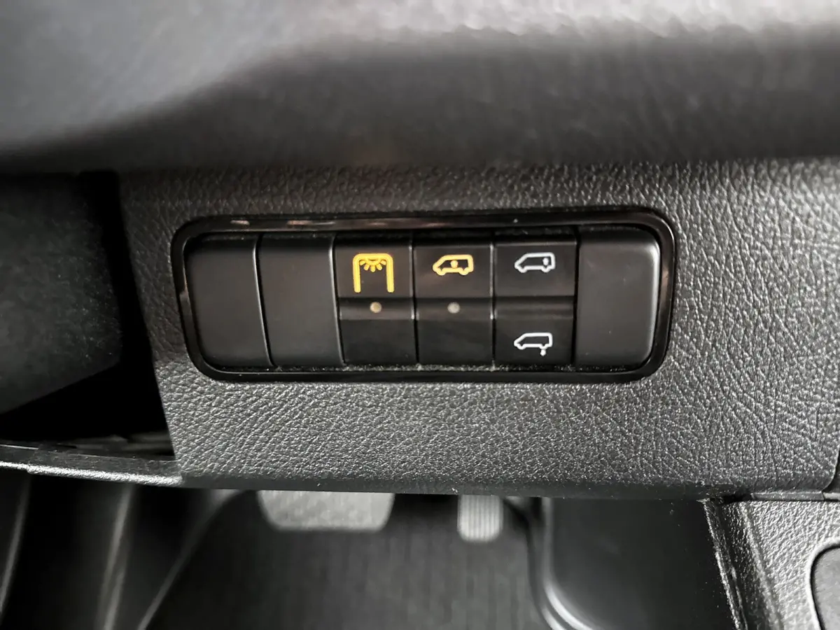 519 CDI BE Trekker N1 7 TON Automaat Navigatie Dubbel lucht Cruise control Airco Euro 6