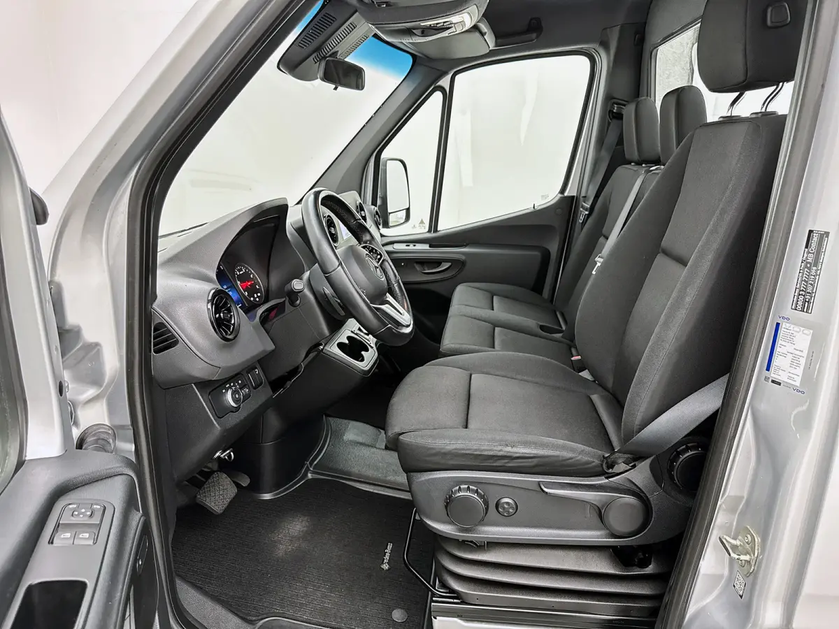 519 CDI BE Trekker N1 7 TON Automaat Navigatie Dubbel lucht Cruise control Airco Euro 6