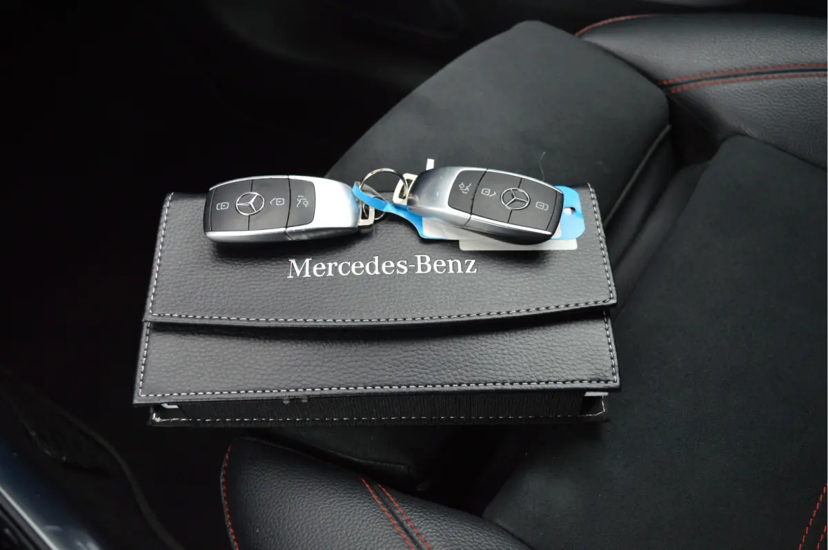 180 Business Solution AMG | PANO | CAMERA | CARPLAY |