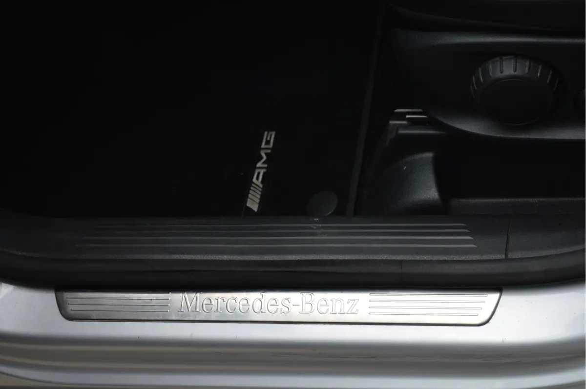 180 Business Solution AMG | PANO | CAMERA | CARPLAY |