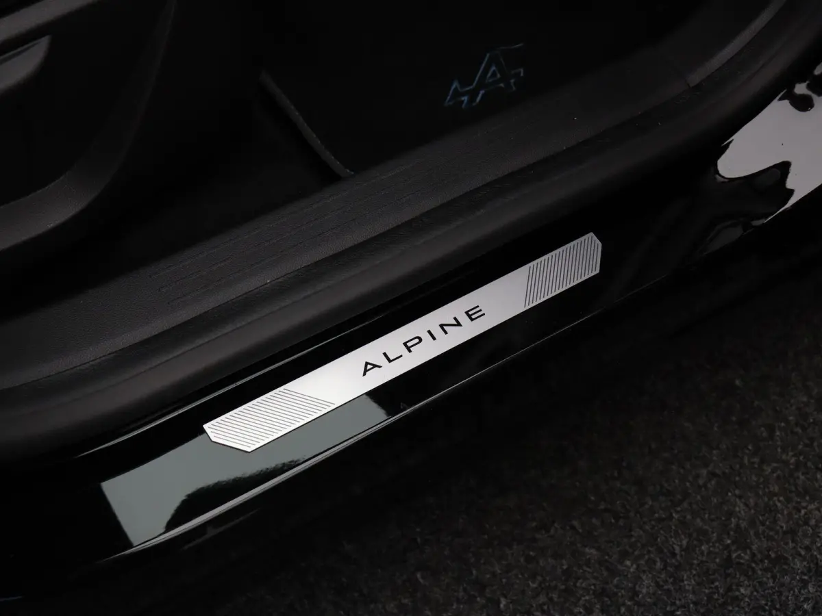1.6 E-Tech full hybrid 145 esprit Alpine | Clima | Keyles | stuurverwarming | Navi | Achteruitrijcamera.