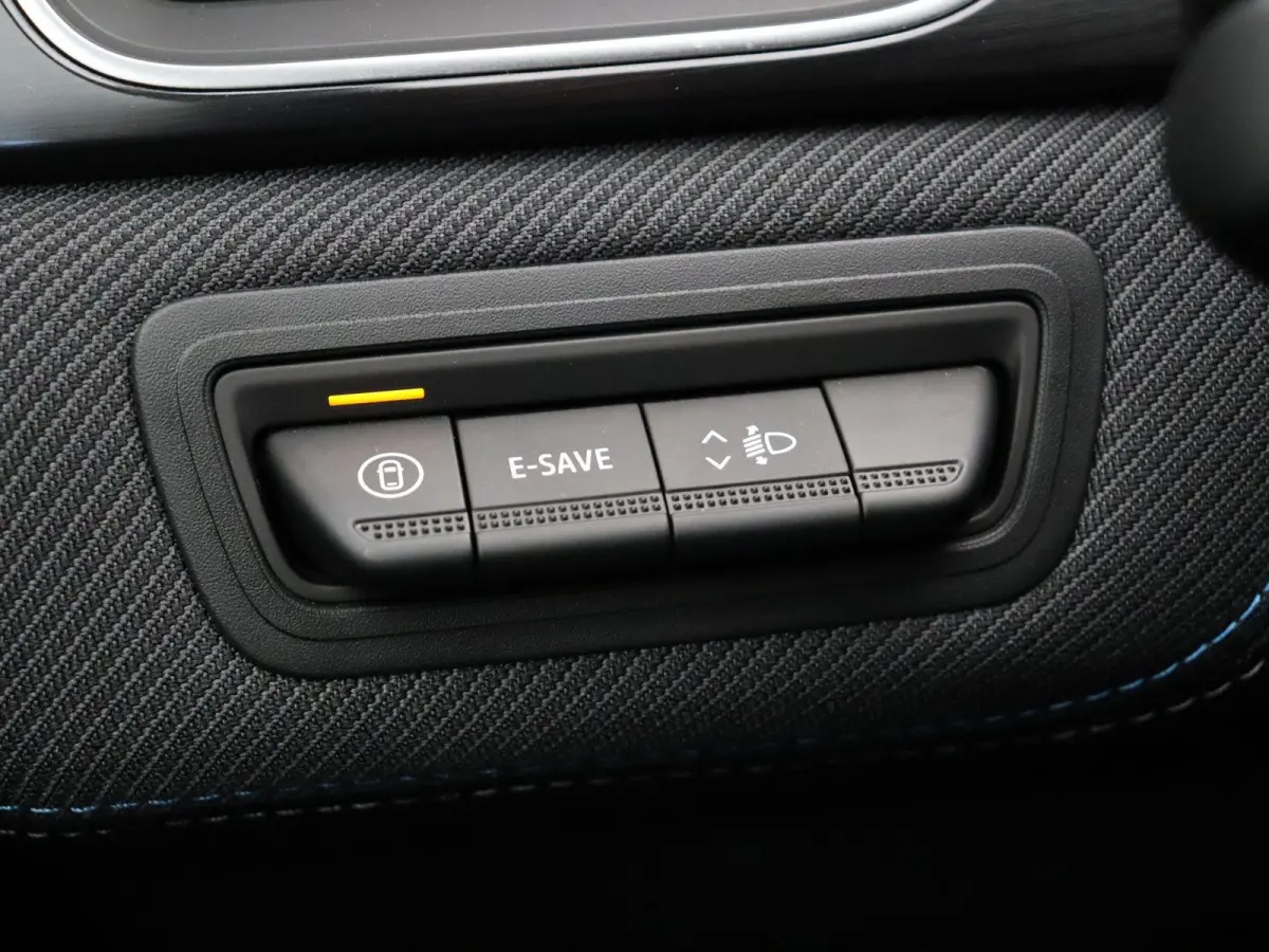 1.6 E-Tech full hybrid 145 esprit Alpine | Clima | Keyles | stuurverwarming | Navi | Achteruitrijcamera.