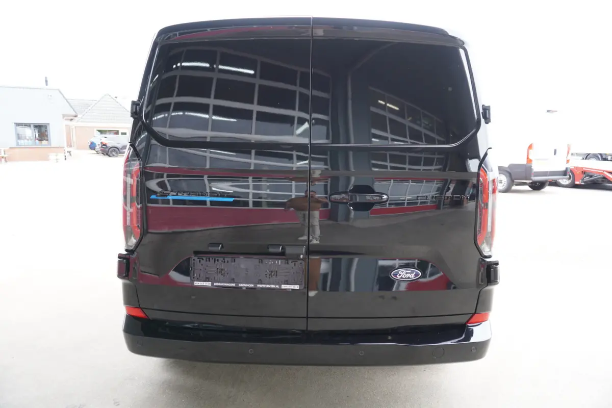 Cust. 340 L2H1 Limited 71 kWh 218PK Automaat nr. V087 | Airco | Adap.Cruise | Navi | camera