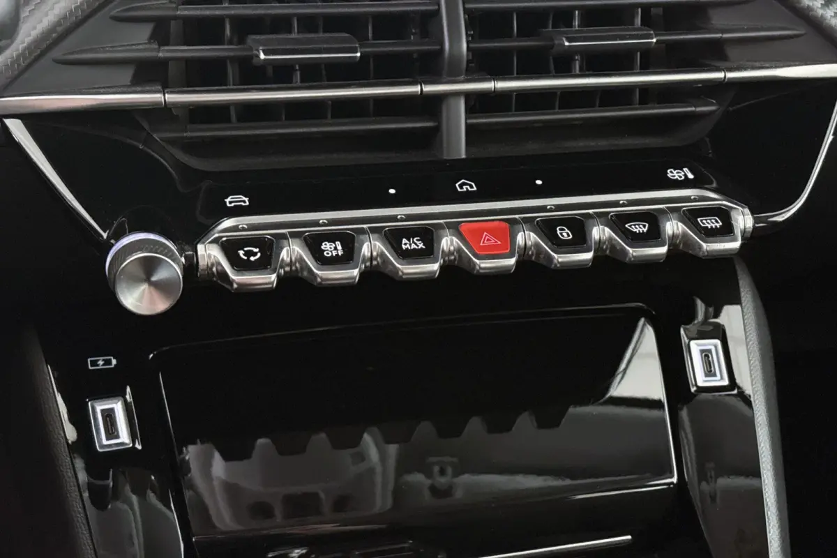 1.2 Hybrid 100 e-DCS6 Allure Apple CarPlay Climate Control
