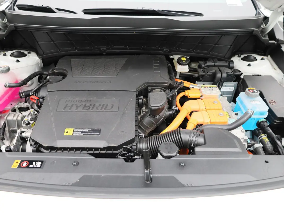 1.6 GDi PHEV DynamicPlusLine | Achteruitrijcamera | Navigatie | Cruise Control | Lane Assist |