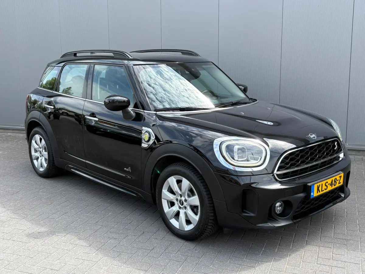 1.5 Cooper ALL4 Chili Plug-in-Hybrid/Camera/Navigatie/Full-LED/Parkeerhulp