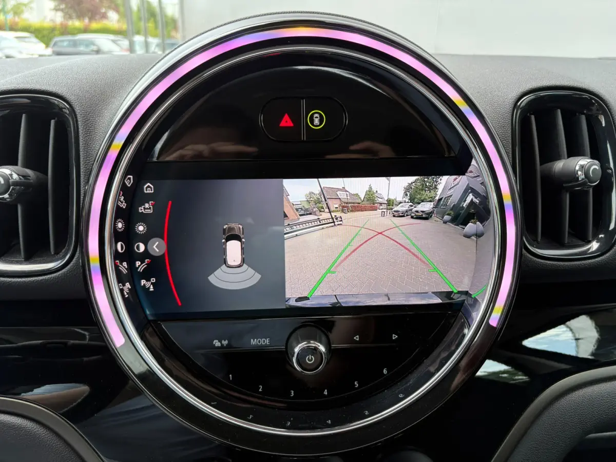 1.5 Cooper ALL4 Chili Plug-in-Hybrid/Camera/Navigatie/Full-LED/Parkeerhulp
