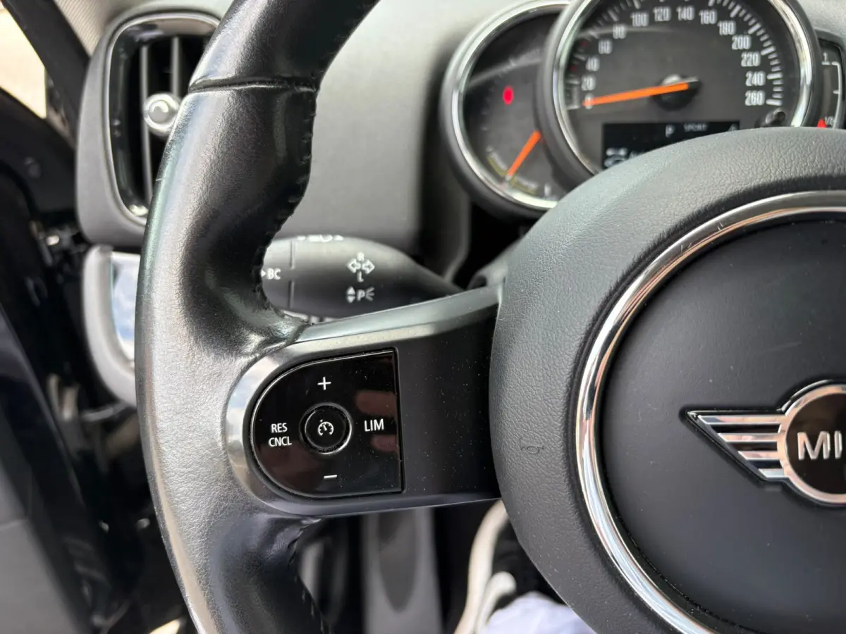 1.5 Cooper ALL4 Chili Plug-in-Hybrid/Camera/Navigatie/Full-LED/Parkeerhulp