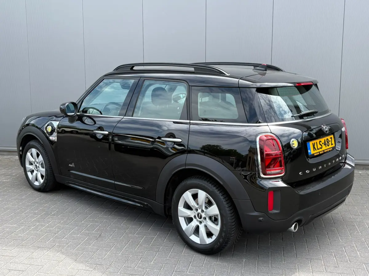1.5 Cooper ALL4 Chili Plug-in-Hybrid/Camera/Navigatie/Full-LED/Parkeerhulp