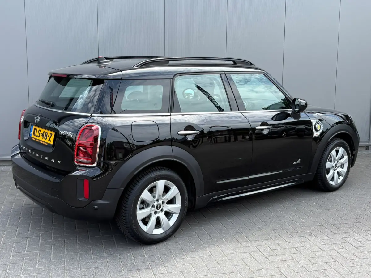 1.5 Cooper ALL4 Chili Plug-in-Hybrid/Camera/Navigatie/Full-LED/Parkeerhulp
