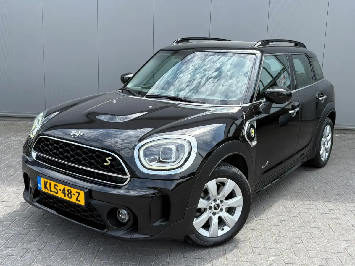 1.5 Cooper ALL4 Chili Plug-in-Hybrid/Camera/Navigatie/Full-LED/Parkeerhulp