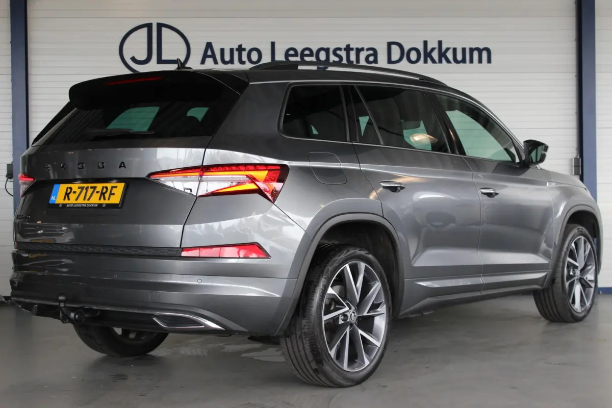 1.5 TSI Sportline Business Facelift | Trekhaak | Camera | Memory | Virtual Cockpit | LED Matrix | Carplay | Keyless | Stoelverw./venti | 20" LMV | PDC V+A