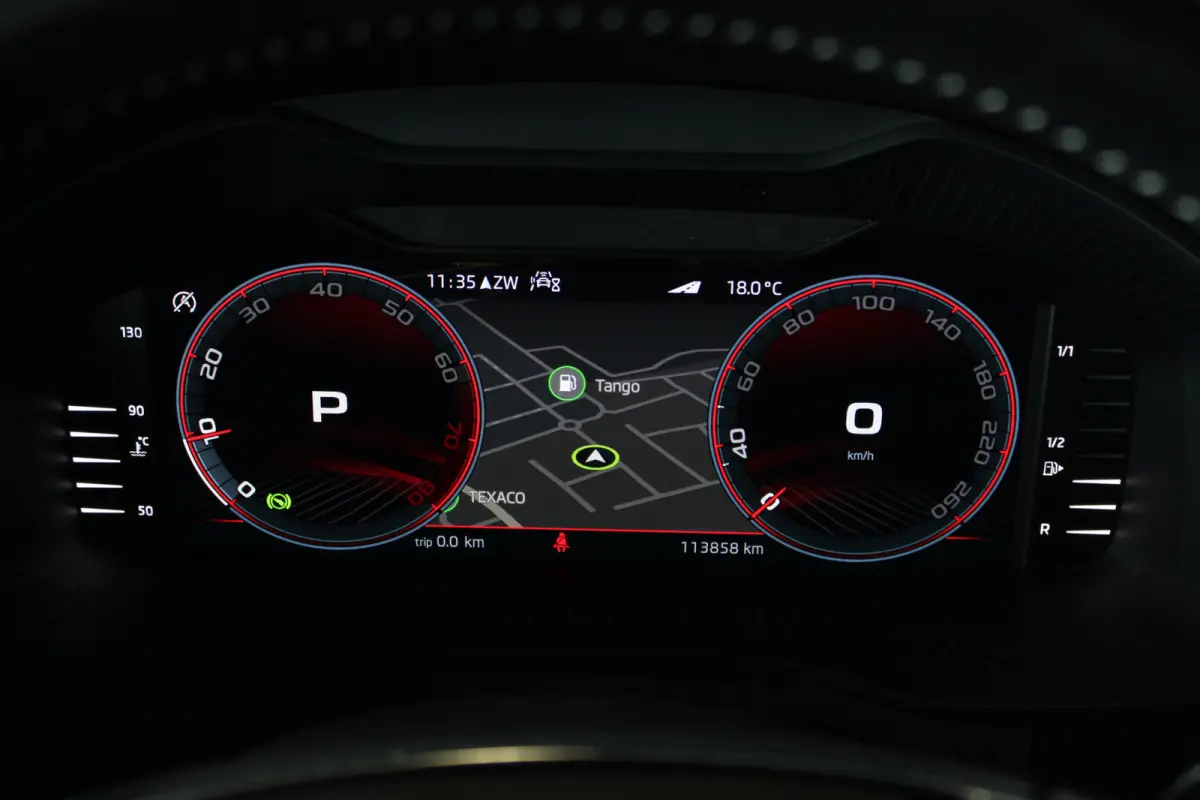 1.5 TSI Sportline Business Facelift | Trekhaak | Camera | Memory | Virtual Cockpit | LED Matrix | Carplay | Keyless | Stoelverw./venti | 20" LMV | PDC V+A
