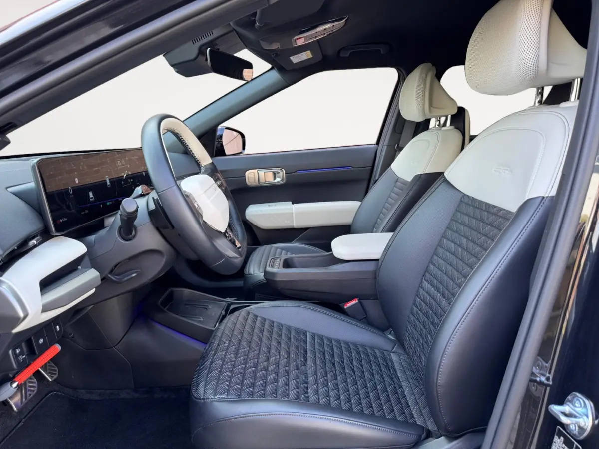 Hatchback GT-Line Business Edition 81.4 kWh | Demo model | Stoel-Stuur verwarming | Draadloos Apple Carplay - Android Auto | GT-Line Exterieur en Interieur Details | Kia Leiderdorp 071 760 0