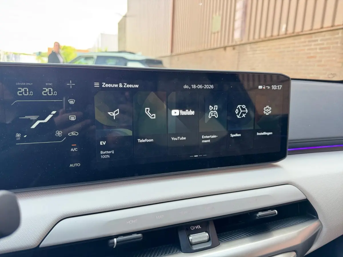 Hatchback GT-Line Business Edition 81.4 kWh | Demo model | Stoel-Stuur verwarming | Draadloos Apple Carplay - Android Auto | GT-Line Exterieur en Interieur Details | Kia Leiderdorp 071 760 0