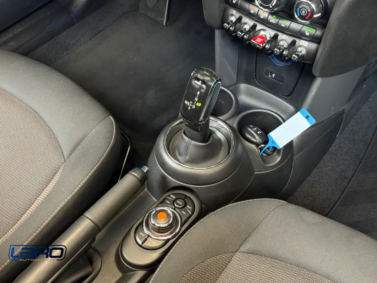 1.5 136 pk Aut. | ACC LED Camera CarPlay Yours Stoelver.