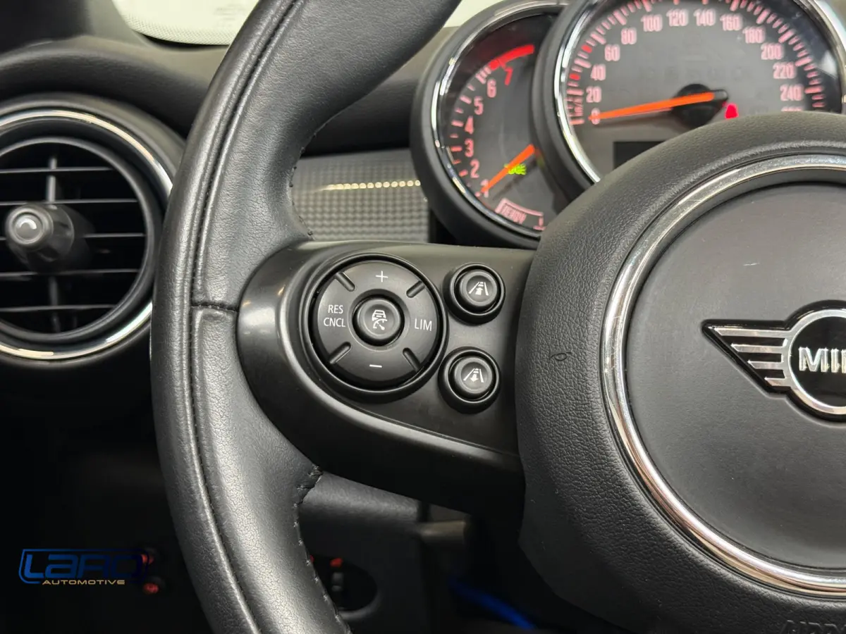 1.5 136 pk Aut. | ACC LED Camera CarPlay Yours Stoelver.