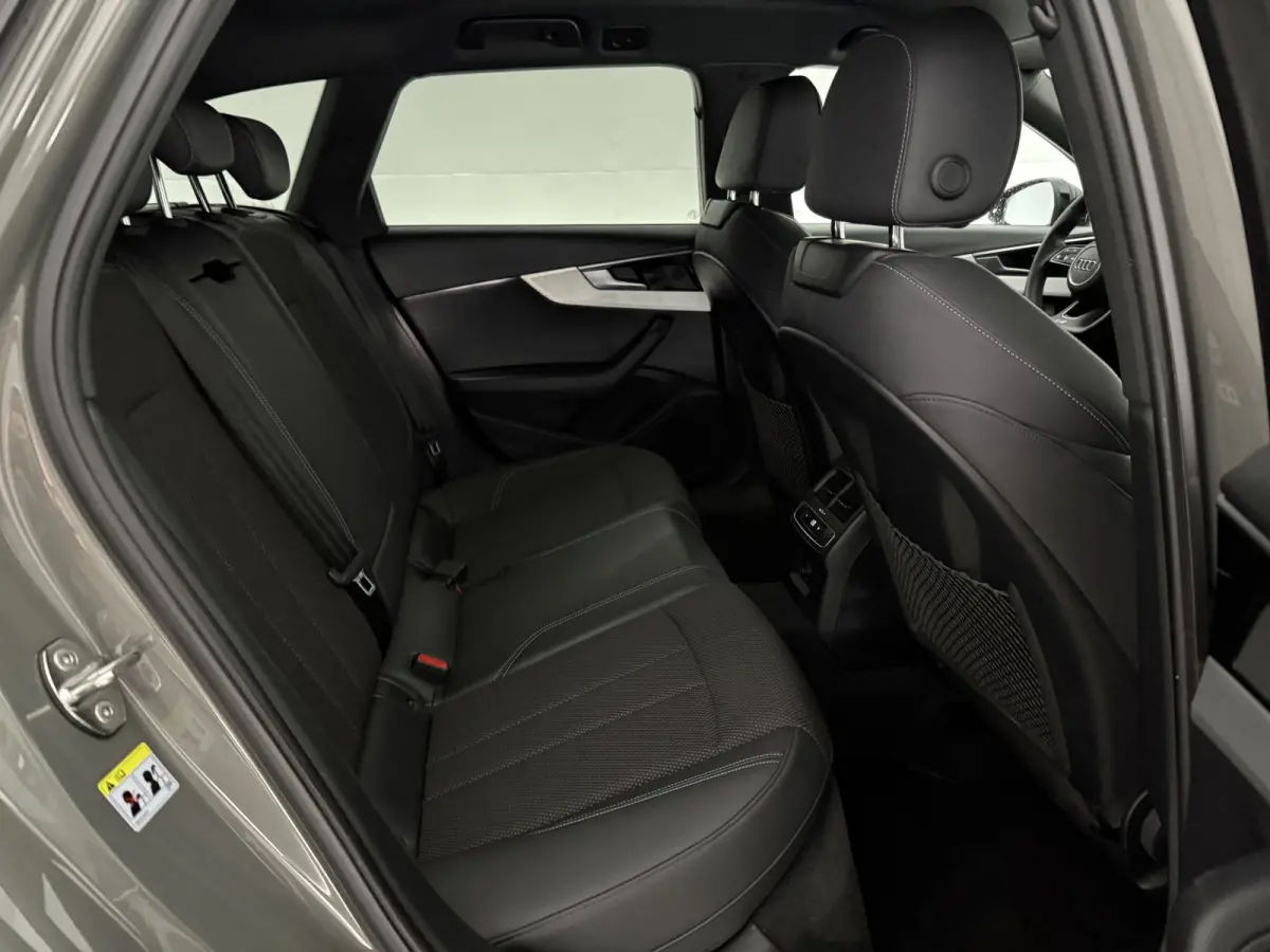 35 TFSI S-line 150PK Black Optic | Virtual | Carplay | LED | Cruise | Keyless | Clima