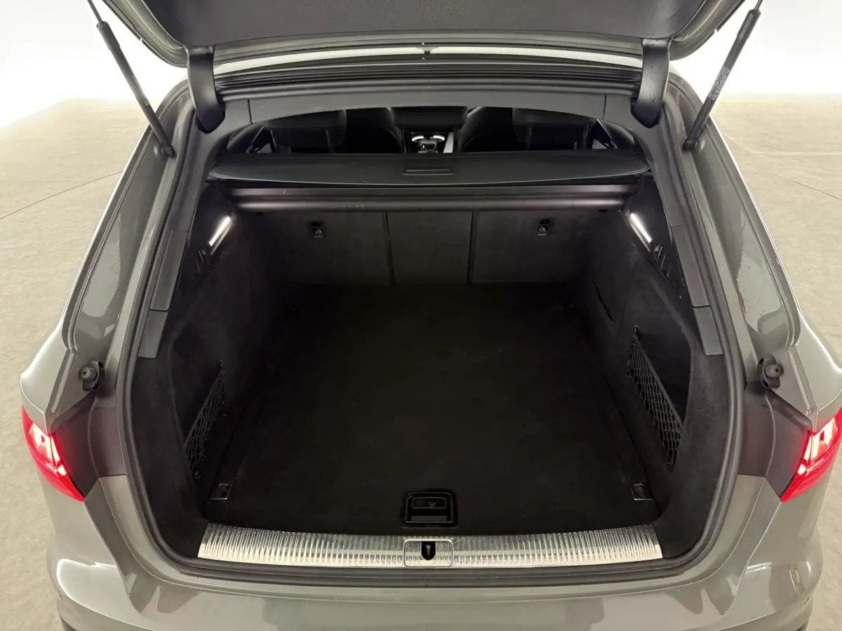 35 TFSI S-line 150PK Black Optic | Virtual | Carplay | LED | Cruise | Keyless | Clima