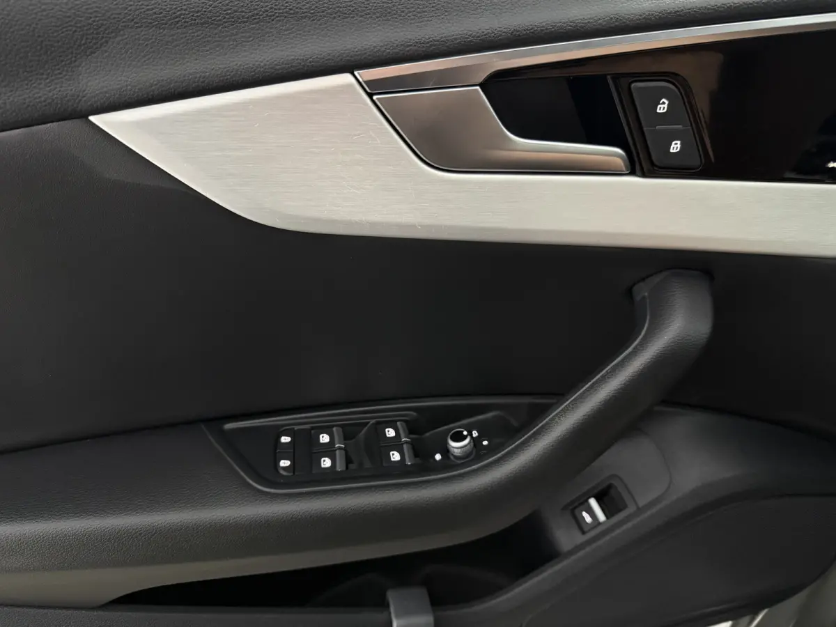 35 TFSI S-line 150PK Black Optic | Virtual | Carplay | LED | Cruise | Keyless | Clima