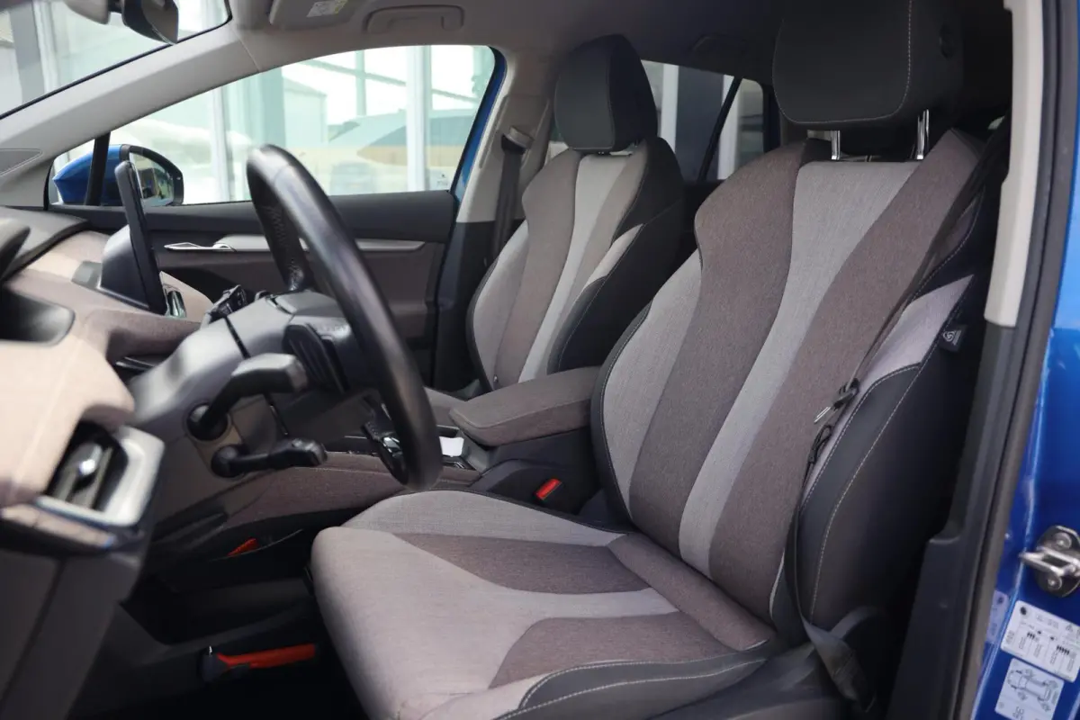60 First Edition|SOH 93%|Camera|Stoel/Stuurverwarming|Trekhaak|Apple carplay/Android auto|