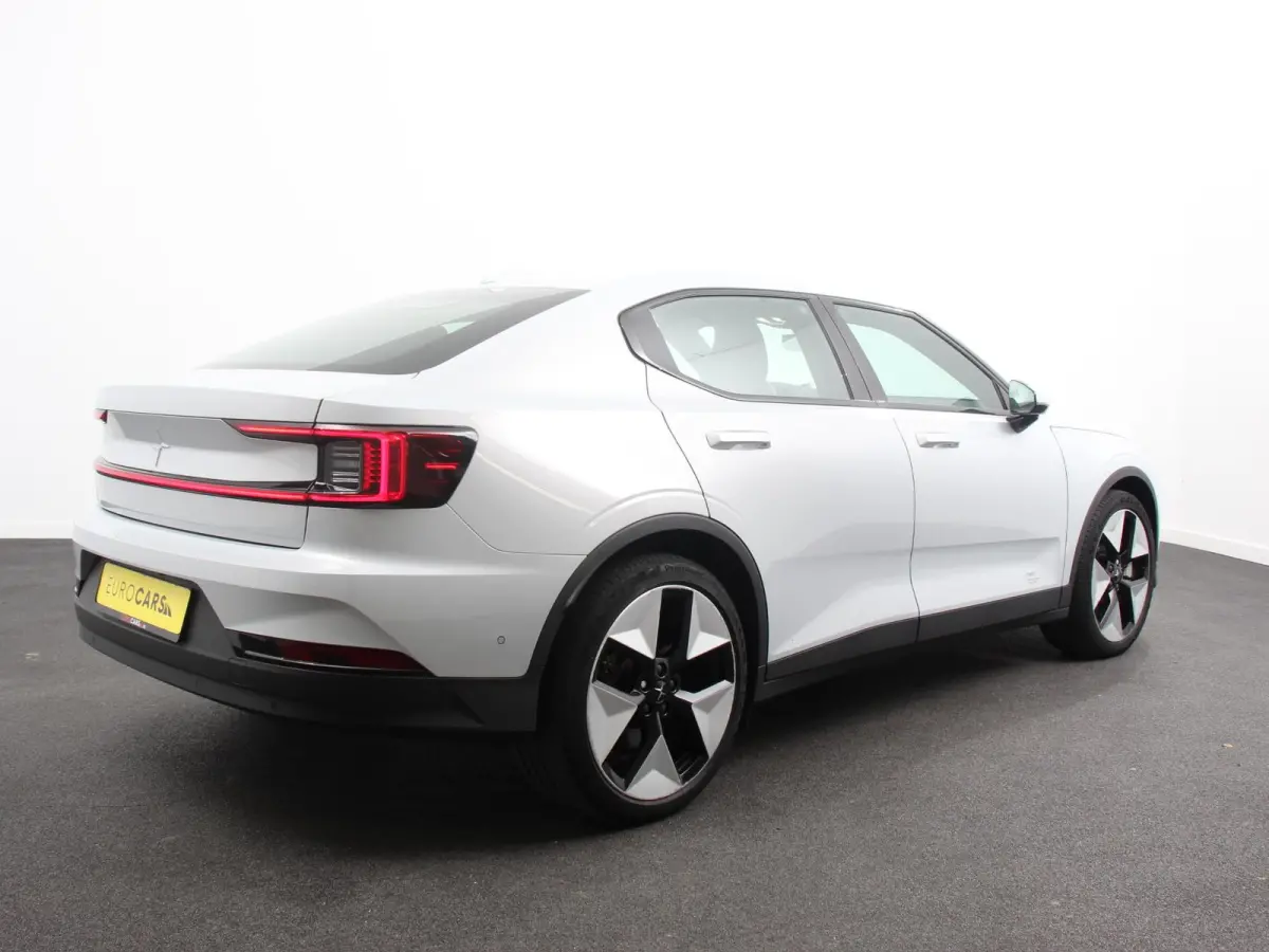 Standard Range Single Motor 63kWh SOH 94 % Climate control Cruise control Parkeersensoren Camera Voorstoelen verwarmd Apple Carplay/ Android Auto