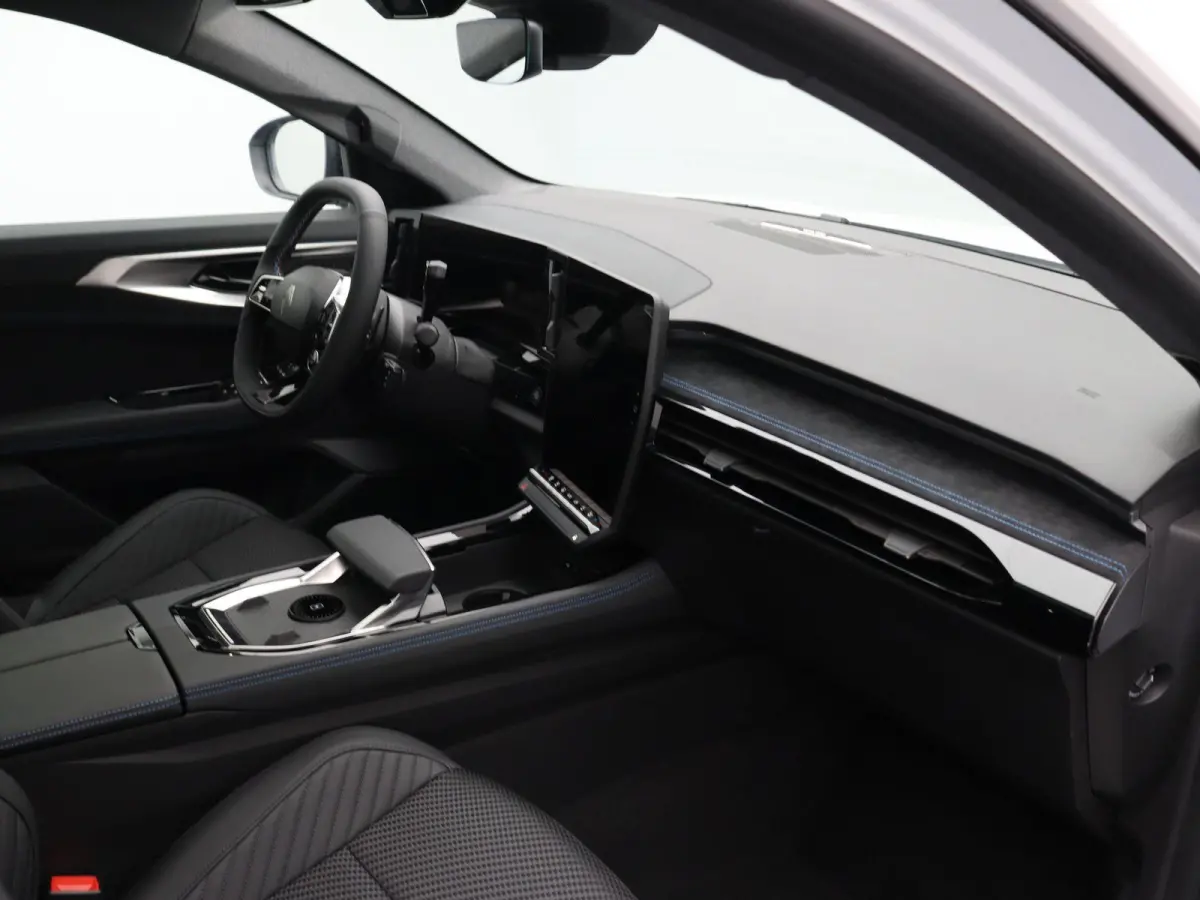 E-Tech full hybrid 200pk esprit Alpine | Vijf jaar garantie | Panoramisch dak | Harman Kardon | All season banden |