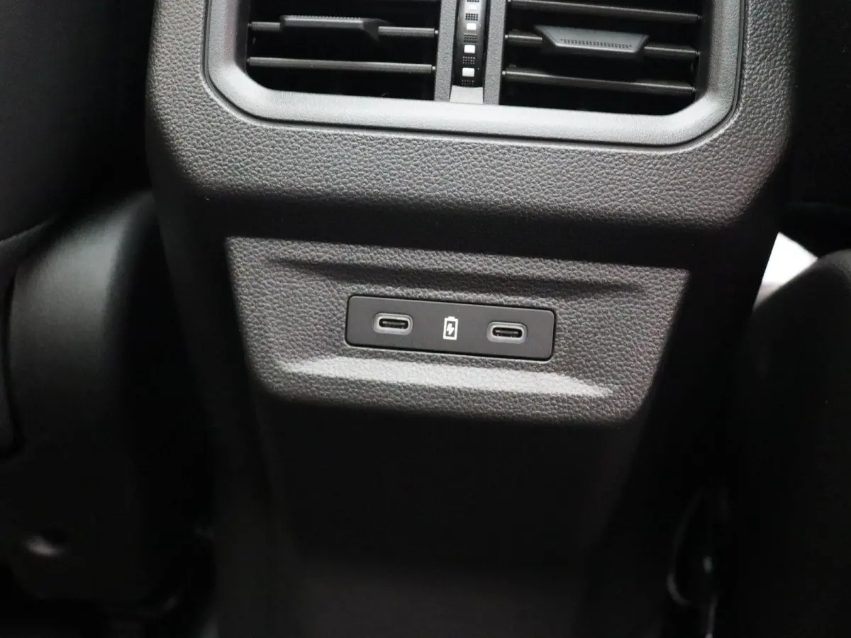 E-Tech full hybrid 200pk esprit Alpine | Vijf jaar garantie | Panoramisch dak | Harman Kardon | All season banden |
