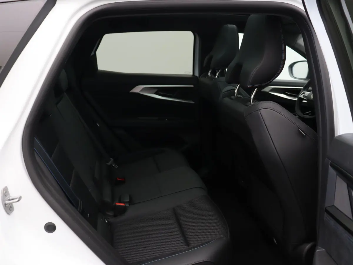 E-Tech full hybrid 200pk esprit Alpine | Vijf jaar garantie | Panoramisch dak | Harman Kardon | All season banden |