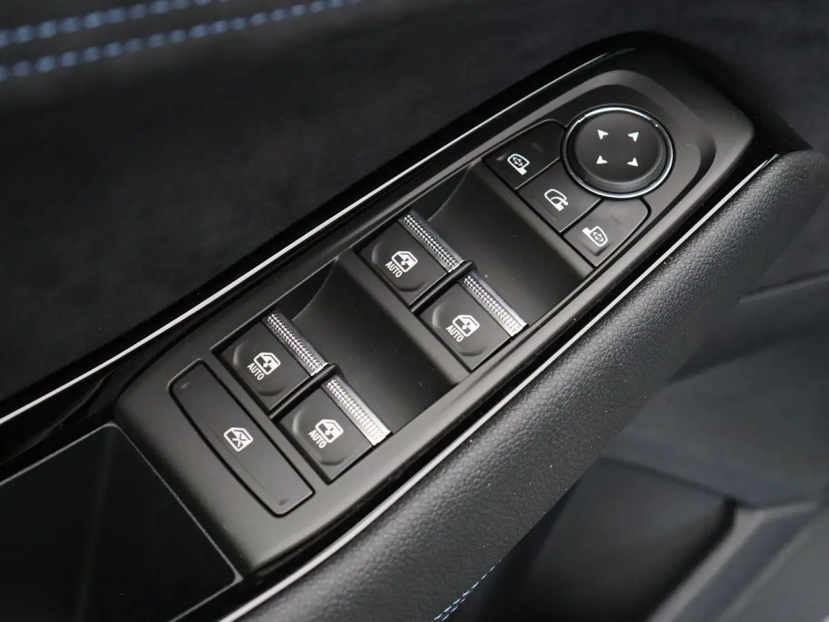 E-Tech full hybrid 200pk esprit Alpine | Vijf jaar garantie | Panoramisch dak | Harman Kardon | All season banden |