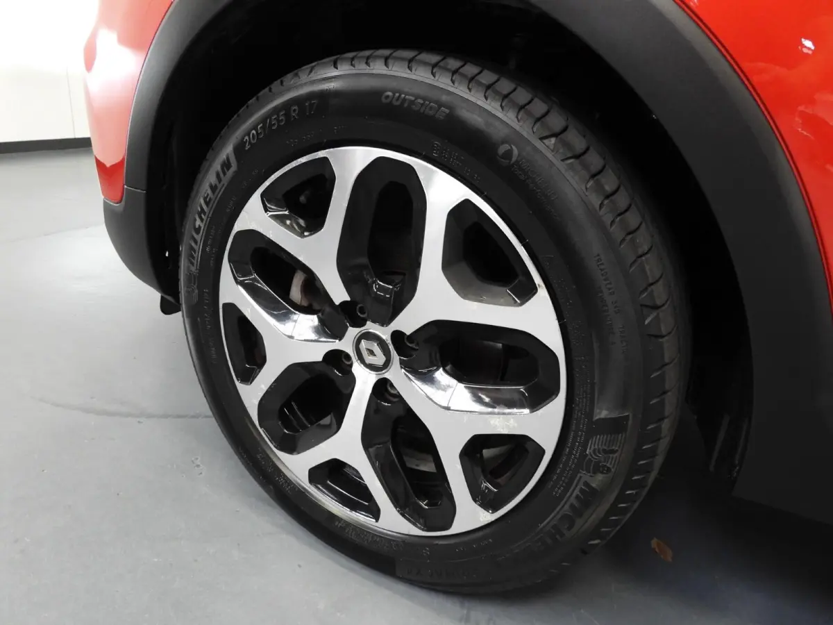 1.2 TCe Aut. Intens NAVI/CLIMA/LED/TREKH./17"LMV!