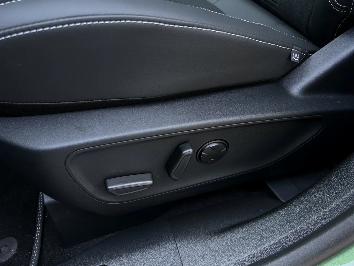 2.5 PHEV Active X | Pano | Trekhaak | AGR Stoelen | Matrix LED | Adap. Cruise