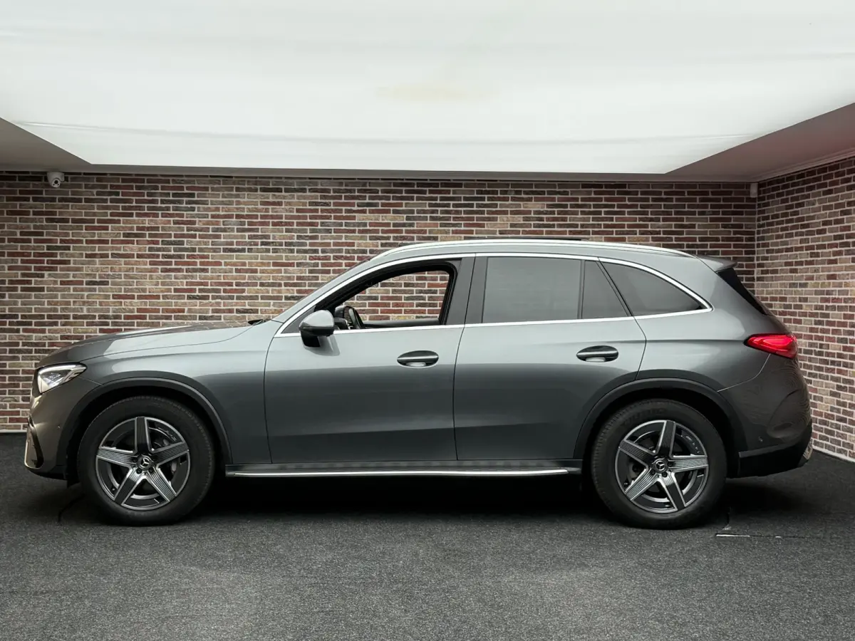 300 4MATIC AMG Line